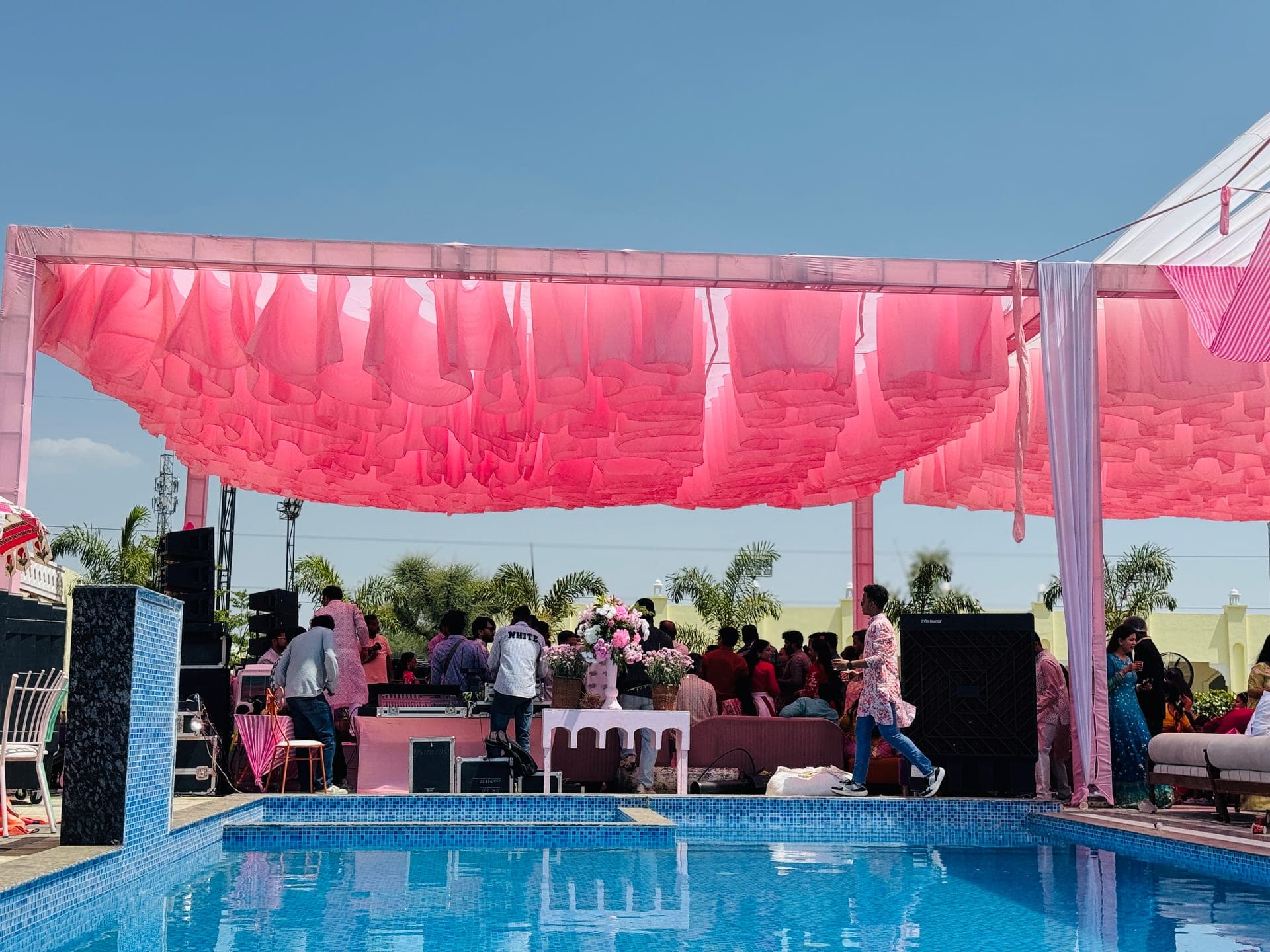 Poolside Cocktail Party Setting (IMG_1988)